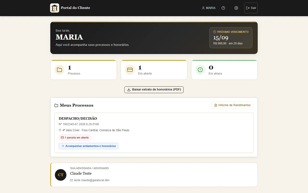 Portal do cliente do Gaia mostrando o processo, o próximo vencimento e a parcela em aberto, sem precisar ligar pro escritório
